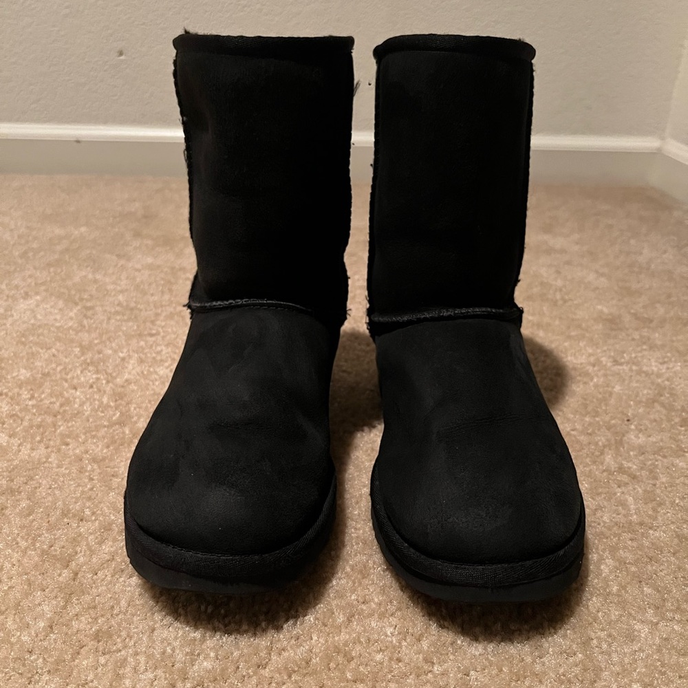 Ugg Classic Short Boot